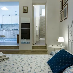 casa-di-nonno-alfio.taorminaitalyhotels.com/